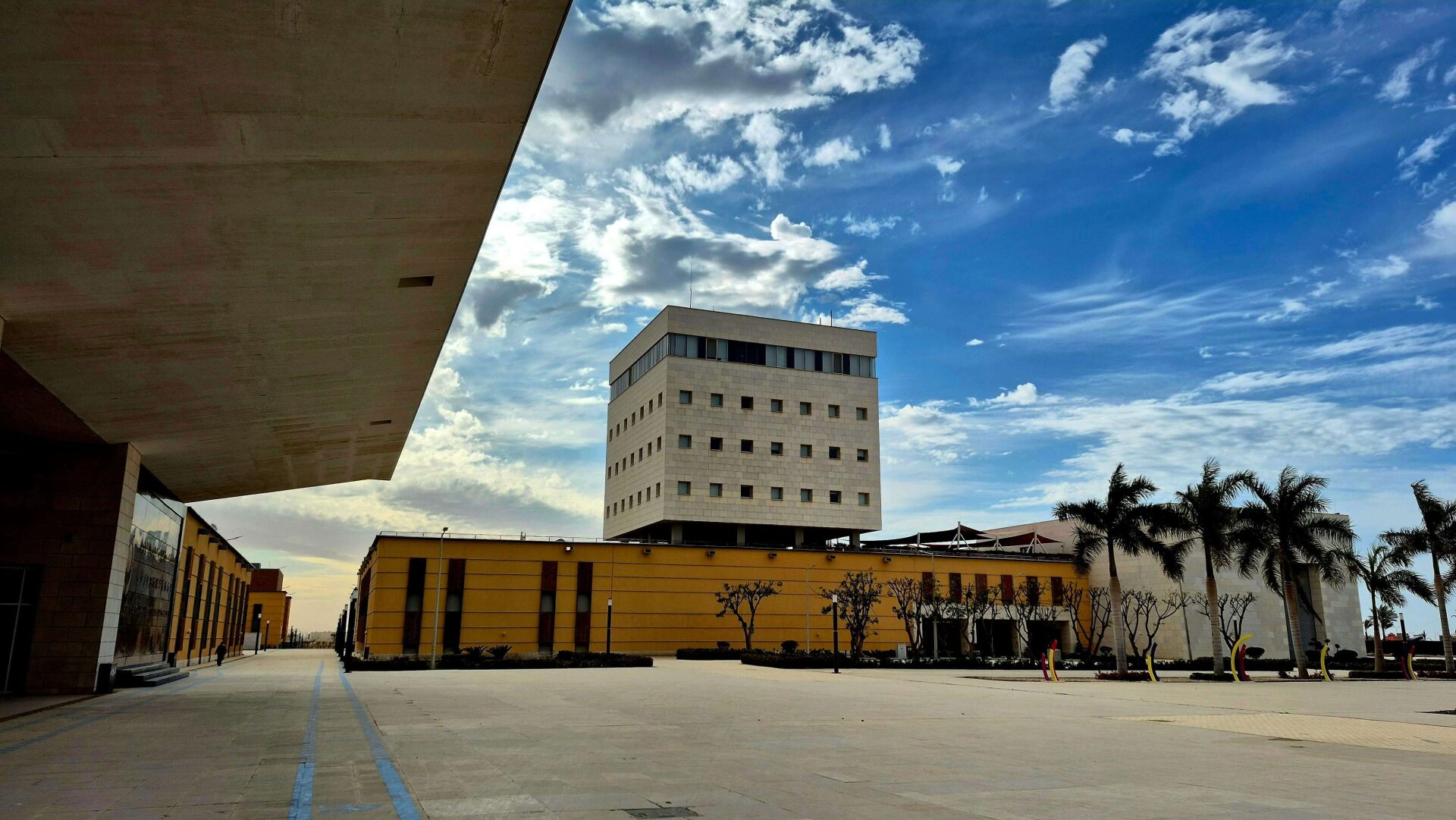 Dyson Systems Office Campus