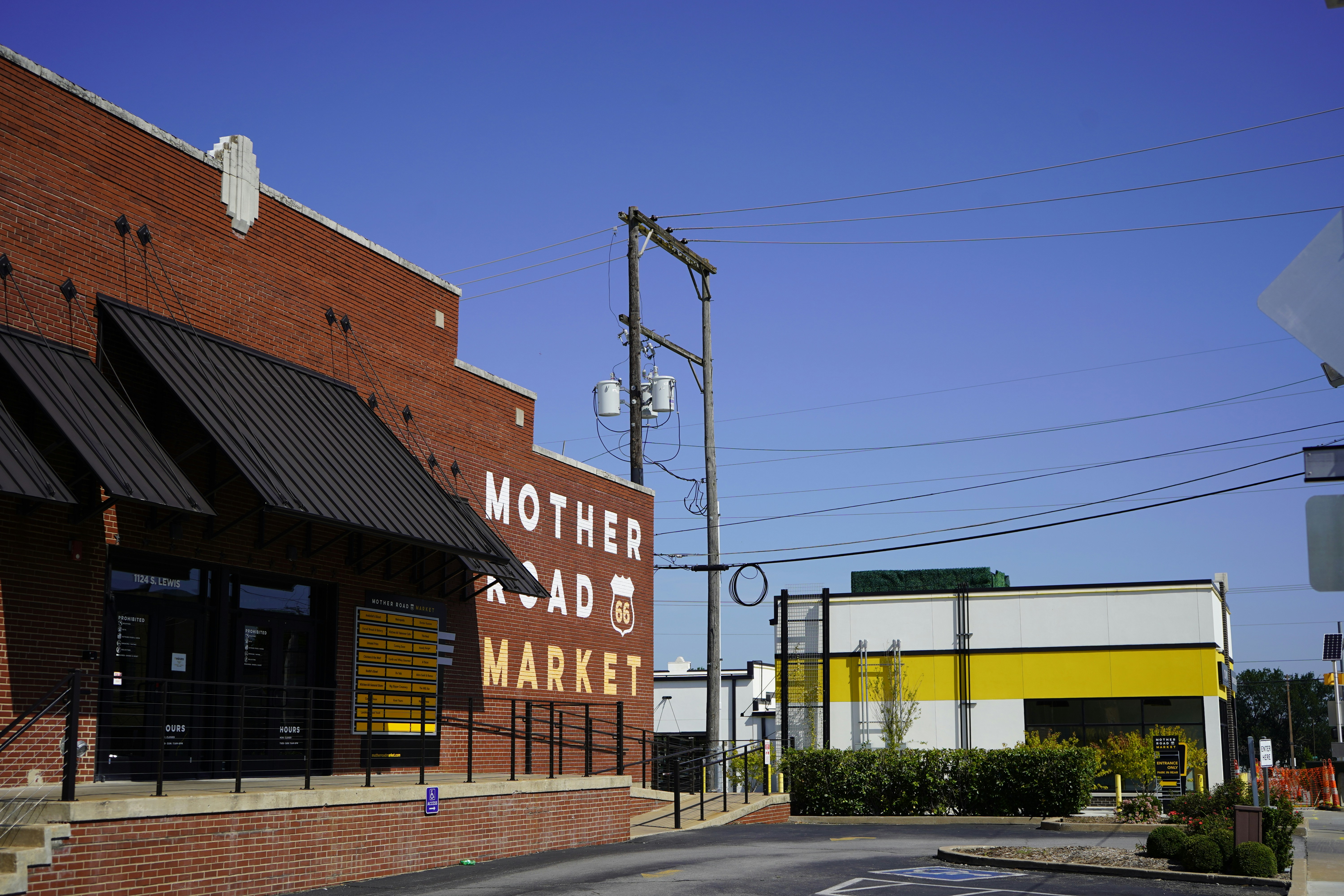 Resistance Retail Plaza